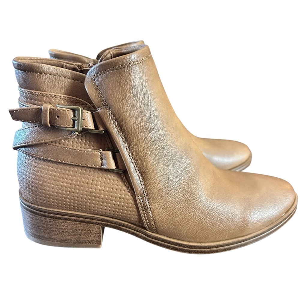 Baretraps Mackenzie Salted Caramel Brown Bootie Size 7
